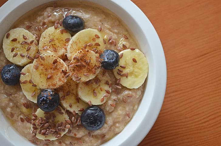 Maintain a Healthy Daily Routine with Oatmeal